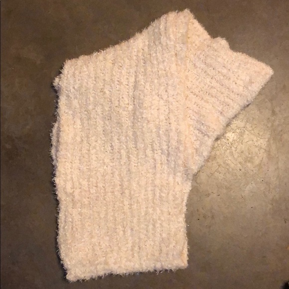 Fuzzy white sparkly infinity scarf - Picture 2 of 2